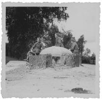 Ligne Maginot - FORT LOUIS OUEST - (Casemate d'infanterie - double) - Les déflecteurs masquant les créneaux de la cloche GFM aux vues de l'ennemi.