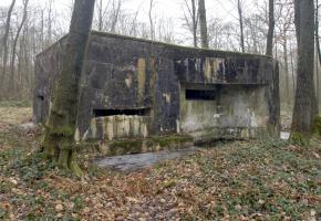 Ligne Maginot - A8 - LE MAMELON EST - (Blockhaus pour canon) - 