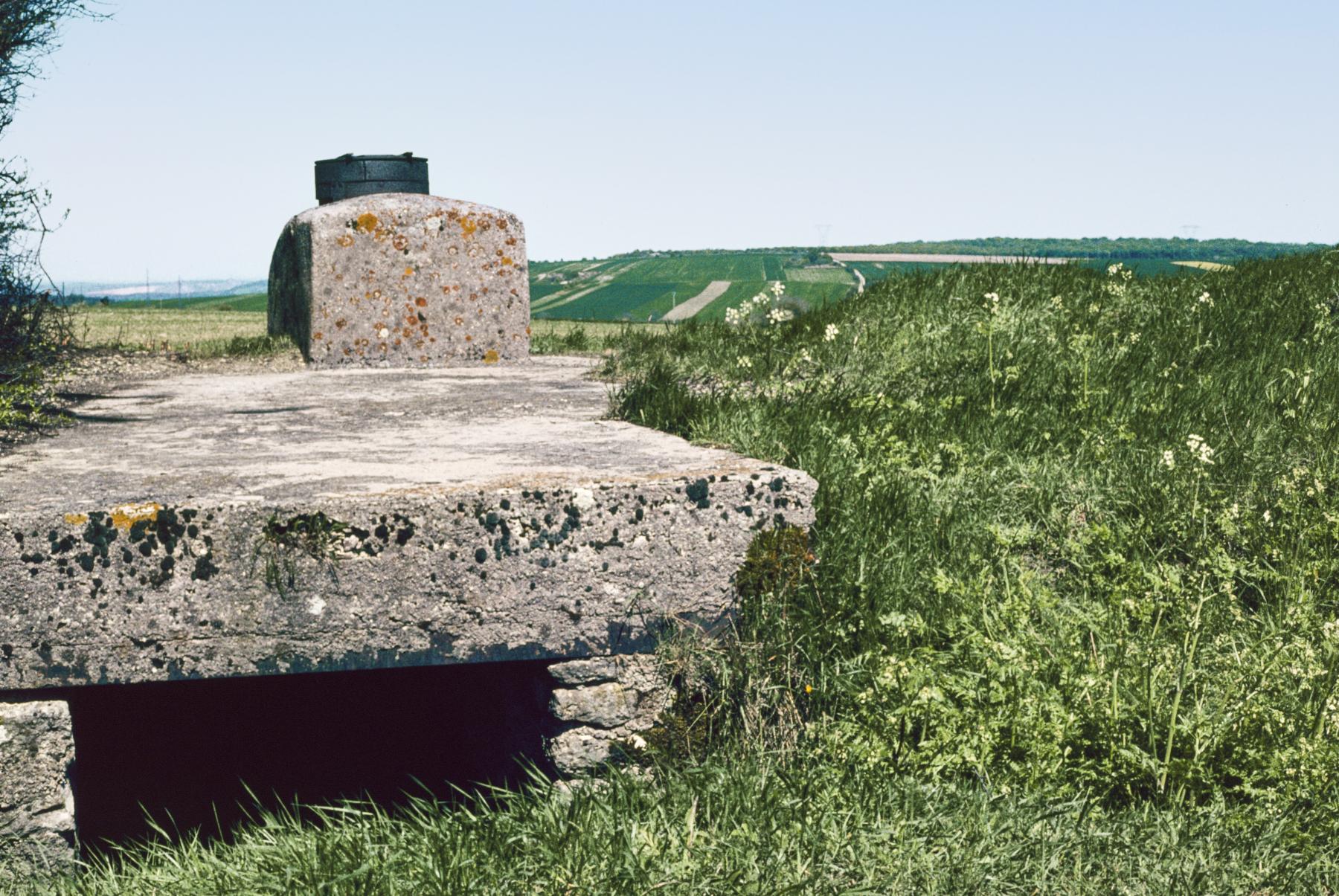 Ligne Maginot - FERME BRANDSTUDEN - (Observatoire d'infanterie) - L'entrée de l'abri et de l'observatoire