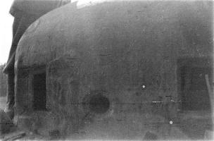 Ligne Maginot - ASCHBACH EST - O2 - (Casemate d'infanterie - Double) - La casemate après les combats 
La cloche est