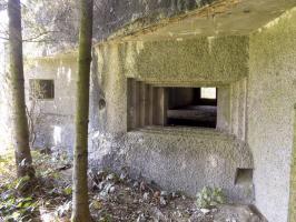 Ligne Maginot - A56 - BOUT D'EN HAUT - (Casemate d'infanterie - Double) - Face droite, les créneaux