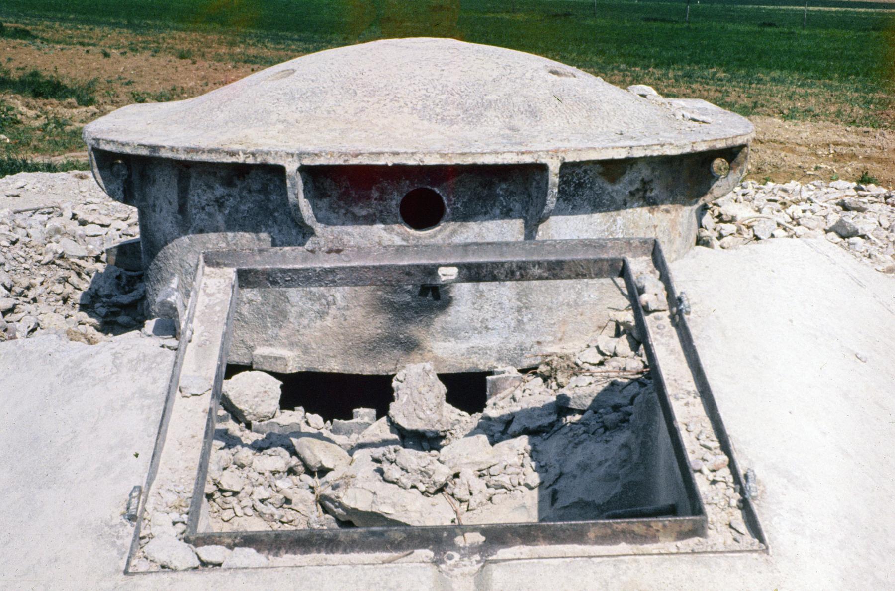 Ligne Maginot - ACP2 - (Blockhaus pour arme infanterie) - La destruction de la casemate