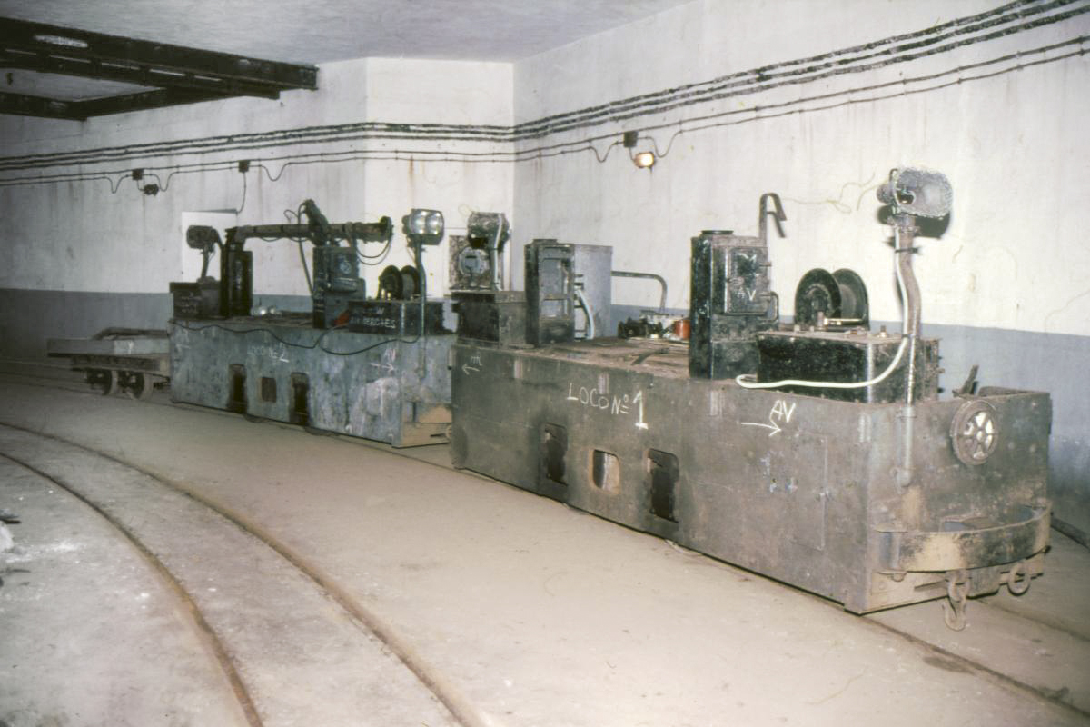 Ligne Maginot - BREHAIN - A6 - (Ouvrage d'artillerie) - Entrée munitions
Locos VETRA dans l'EM