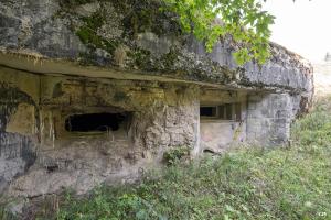 Ligne Maginot - B7 - MEIX-VANNOT - (Blockhaus pour canon) - Les créneaux