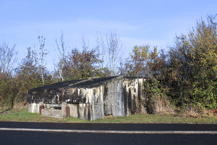 Ligne Maginot - BIDING EST 2 - (Blockhaus pour canon) -     