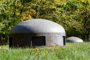 Ligne Maginot - BICHEL SUD - X19 - (Abri) - Vue des deux cloches GFM