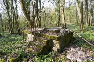 Ligne Maginot - BOIS DE BEUVEILLE - C2 (JACQUELINE) - (Casemate d'infanterie - Simple) - Latrine extérieure