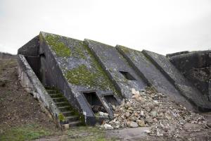 Ligne Maginot - BOVENBERG - BCA2 - (Casemate d'artillerie) - Latrines extérieures et faux créneaux