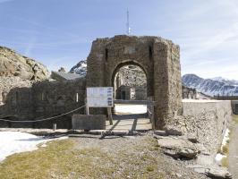 Ligne Maginot - REDOUTE RUINEE - (Ouvrage d'infanterie) - L'entrée de la redoute