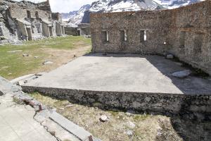 Ligne Maginot - REDOUTE RUINEE - (Ouvrage d'infanterie) - Bastion sud. 
Blockhaus mitrailleuse-FM