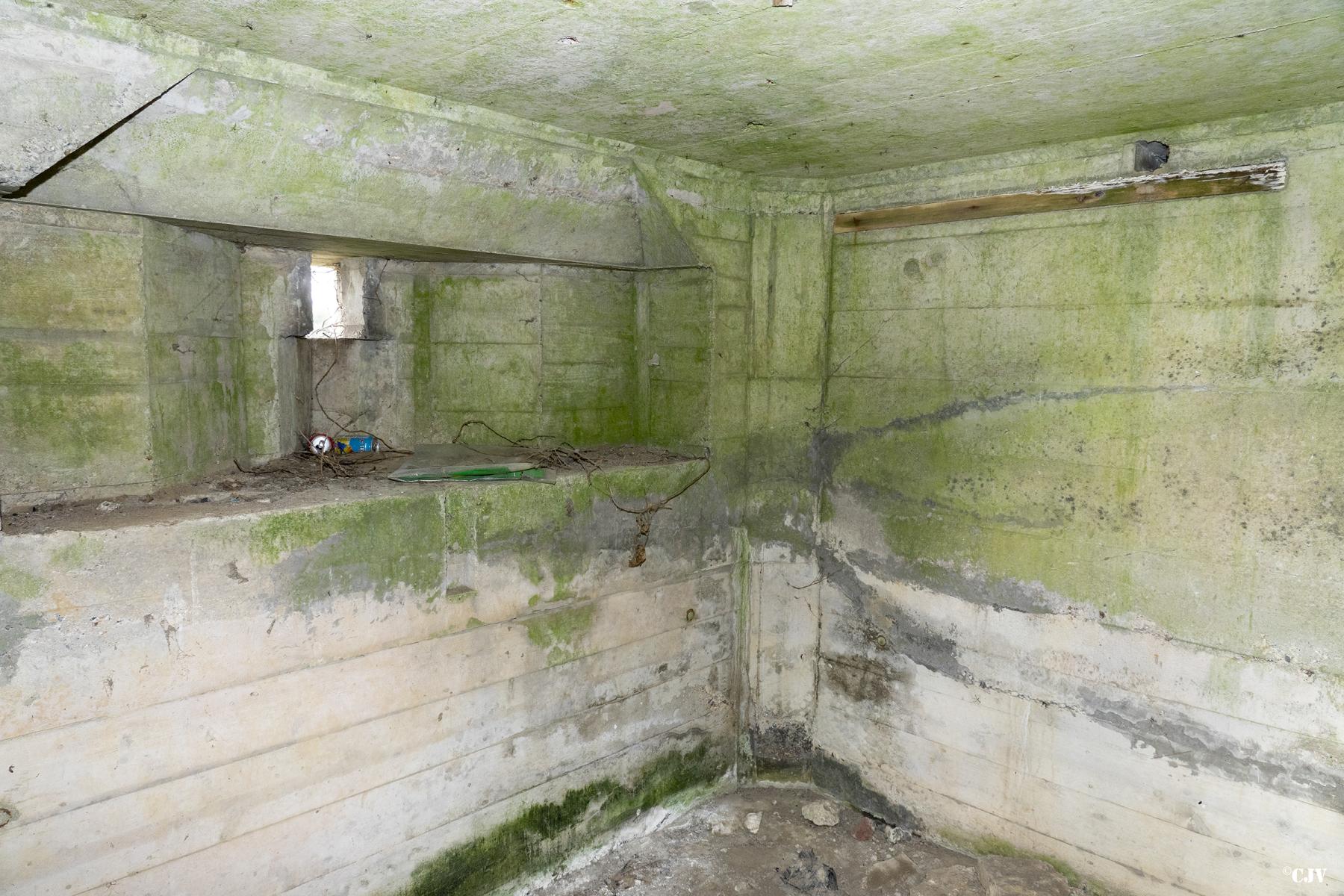 Ligne Maginot - BEF 386 - BELLE PORTE - (Blockhaus pour arme infanterie) - Chambre de tir gauche