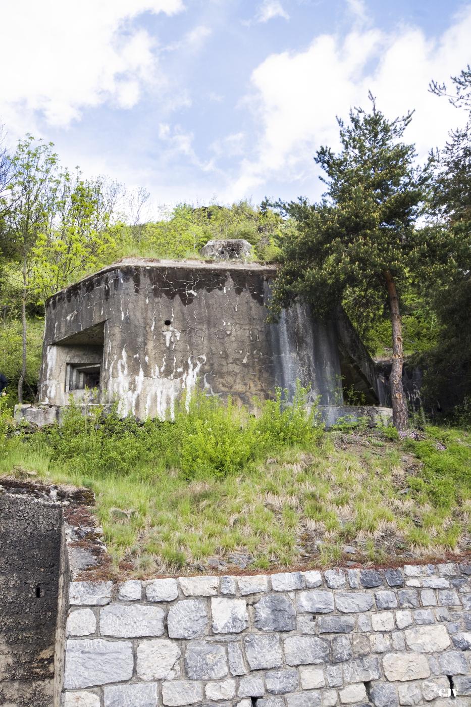 Ligne Maginot - CHATELARD - (Ouvrage d'infanterie) - Vue depuis la route