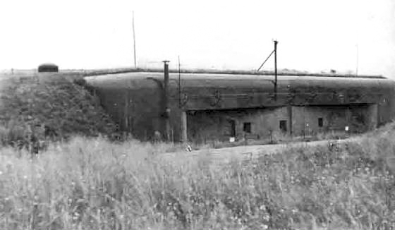 Ligne Maginot - ISING - X28 (QUARTIER FERANGE EBERSVILLER - I/164° RIF) - (Abri) - Vue dans les années 40