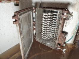 Ligne Maginot - 82M - (Chambre de coupure) - Boîtier de protection ouvert