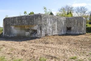 Ligne Maginot - CIMETIERE D'ELESMES - (Blockhaus lourd type STG / STG-FCR - Double) - L'extérieur