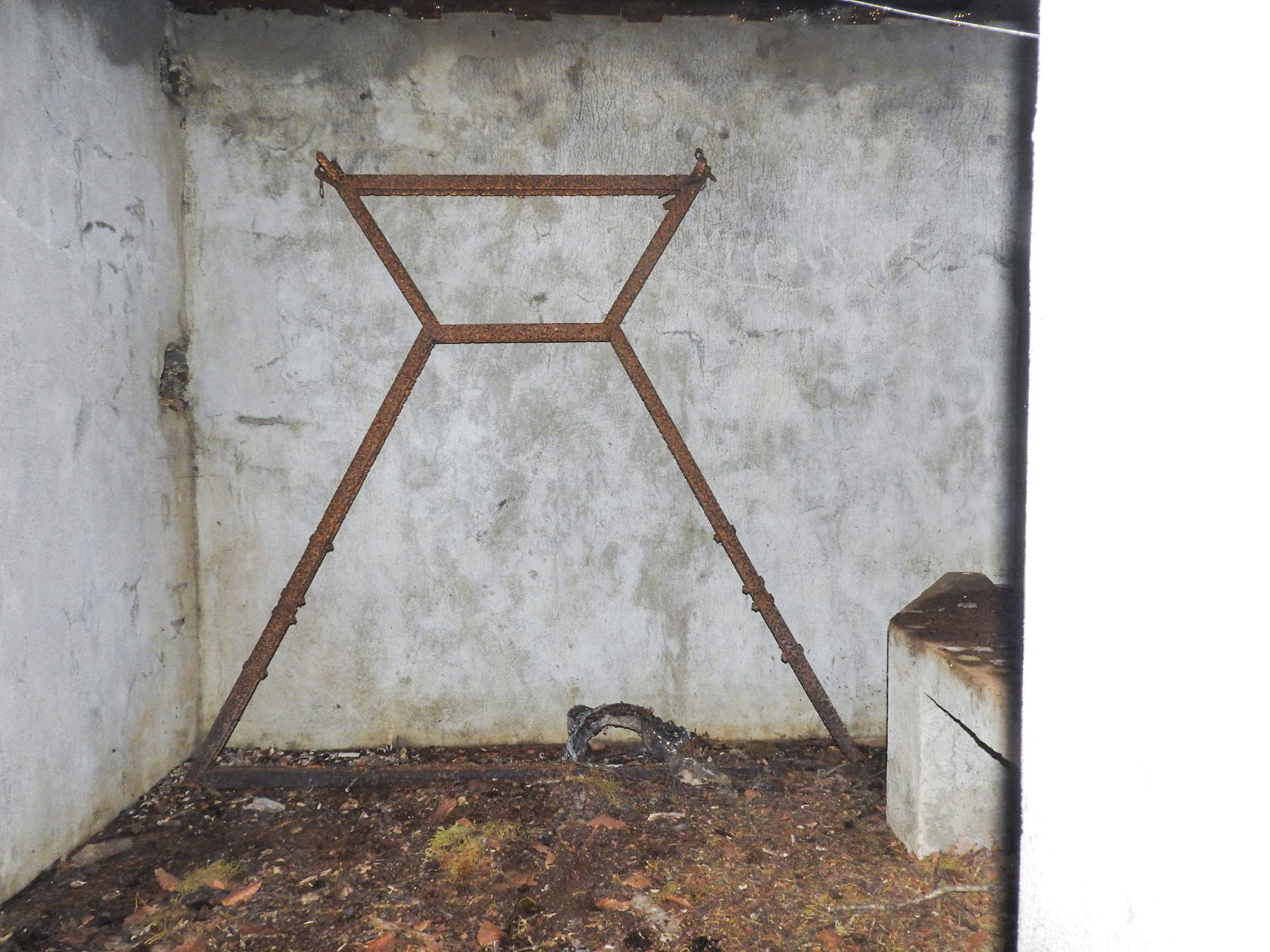 Ligne Maginot - BOIS DES FORTS - (Blockhaus pour arme infanterie) - L'intérieur du blockhaus.