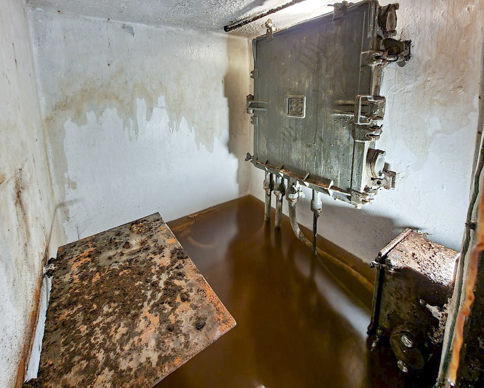 Ligne Maginot - 82M - (Chambre de coupure) - Vue d'ensemble du local téléphonique