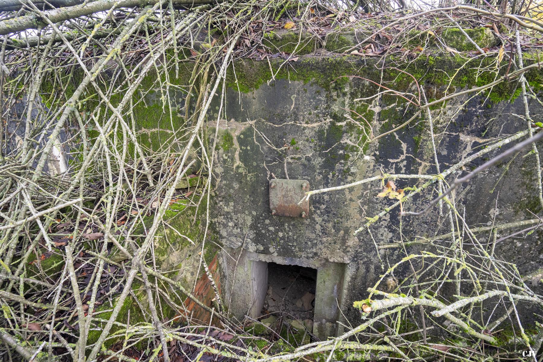 Ligne Maginot - BOIS DE KERFENT NORD 1 - (Blockhaus pour arme infanterie) - L'entrée du personnel
Le petit annexe est fermé avec des briques
