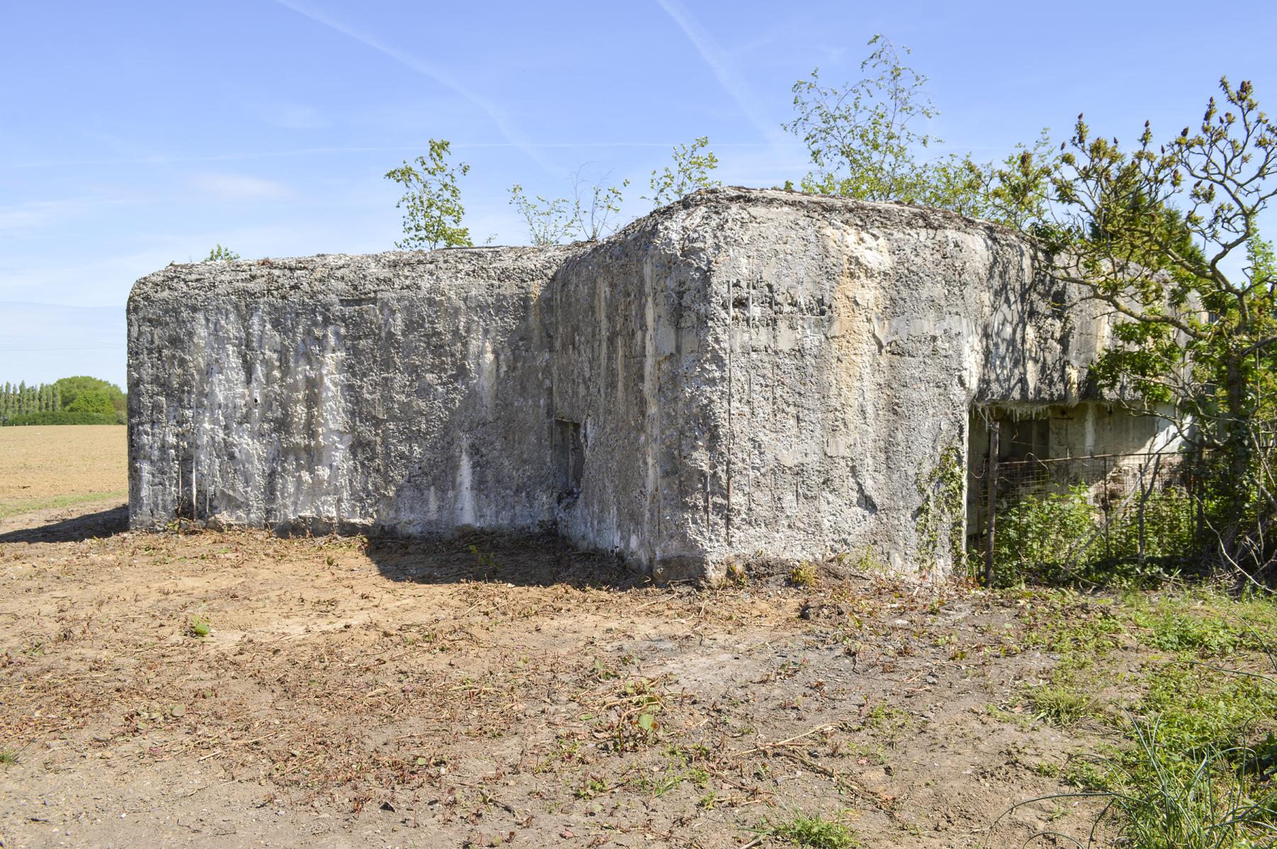 Ligne Maginot - CIMETIERE D'ELESMES - (Blockhaus lourd type STG / STG-FCR - Double) - 