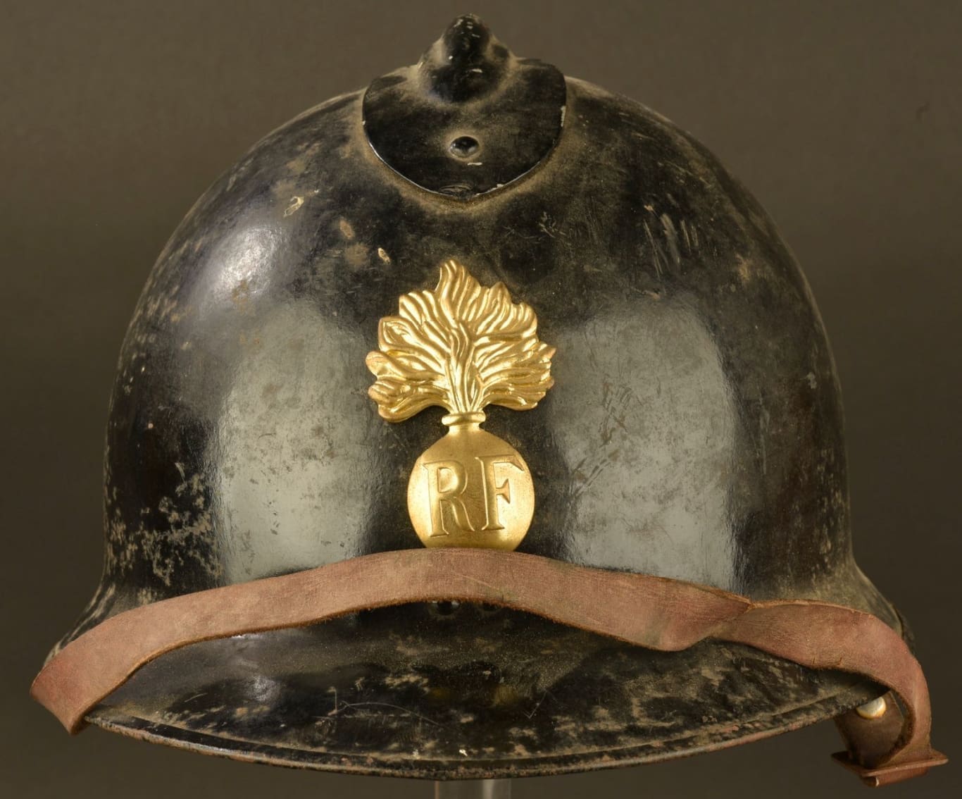 Ligne Maginot - Garde Républicaine Mobile (GRM) - Casque Adrian mle 1935 avec l'insigne de la GRM