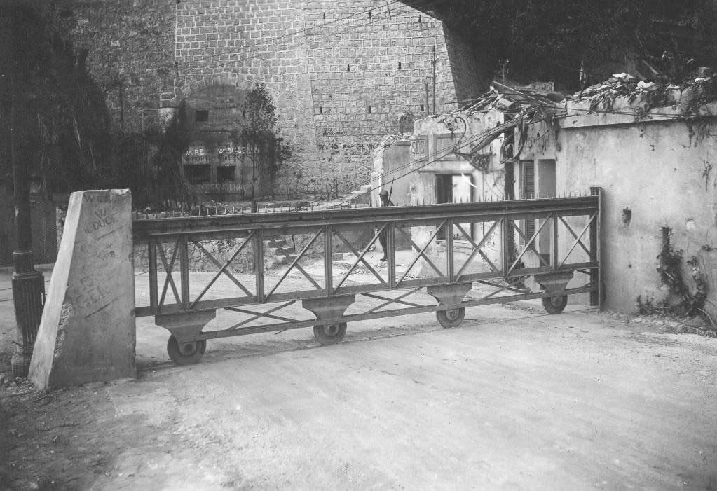 PONT SAINT LOUIS (BARRAGE RAPIDE) - (Blockhaus pour canon)