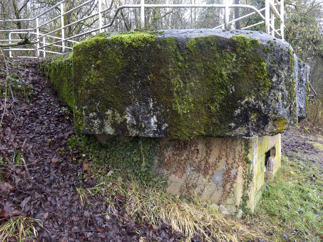 Ligne Maginot - BB82-B - LES FONZEES EST - (Observatoire d'infanterie) - 