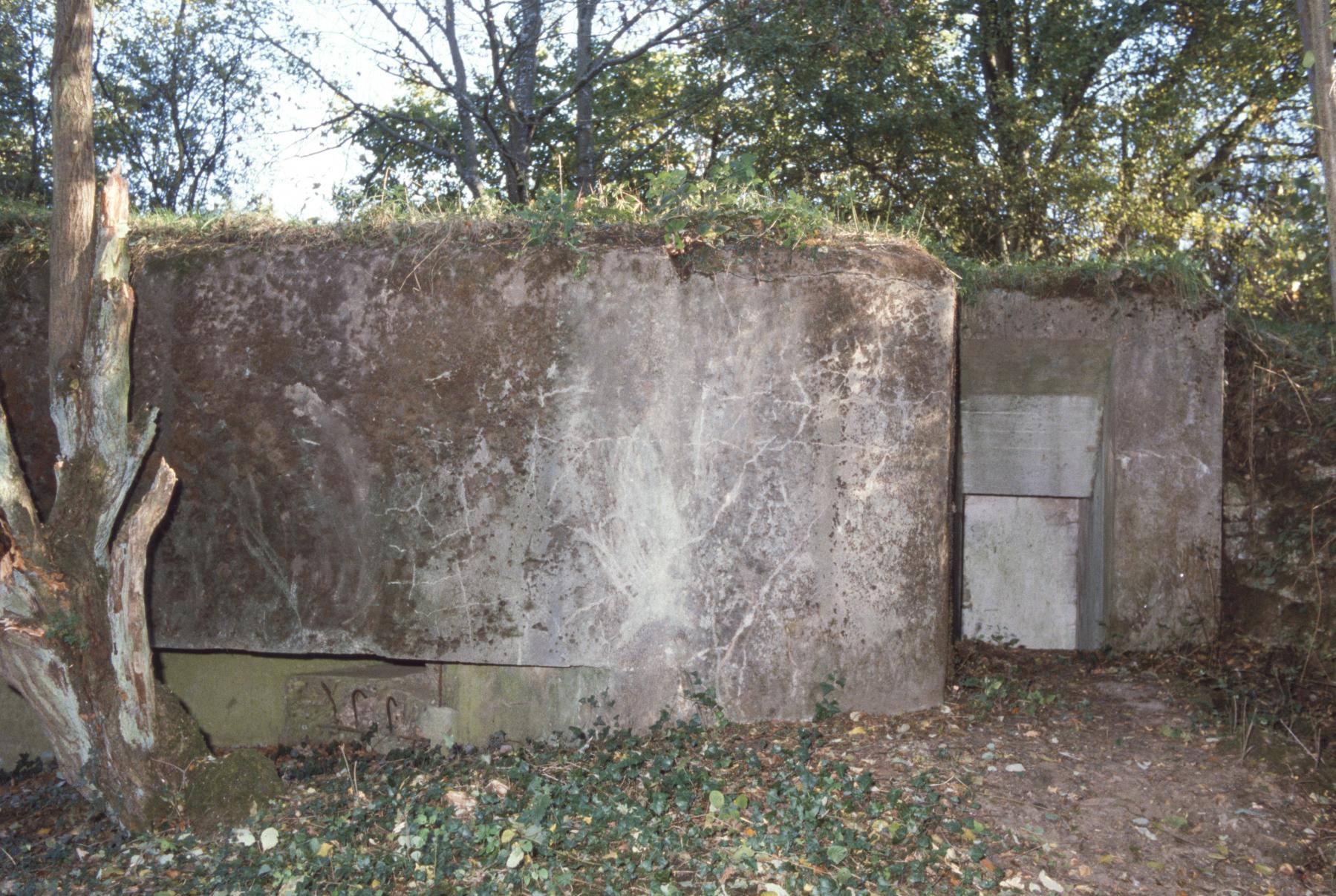 Ligne Maginot - AB8 - (Blockhaus pour canon) - L'entrée