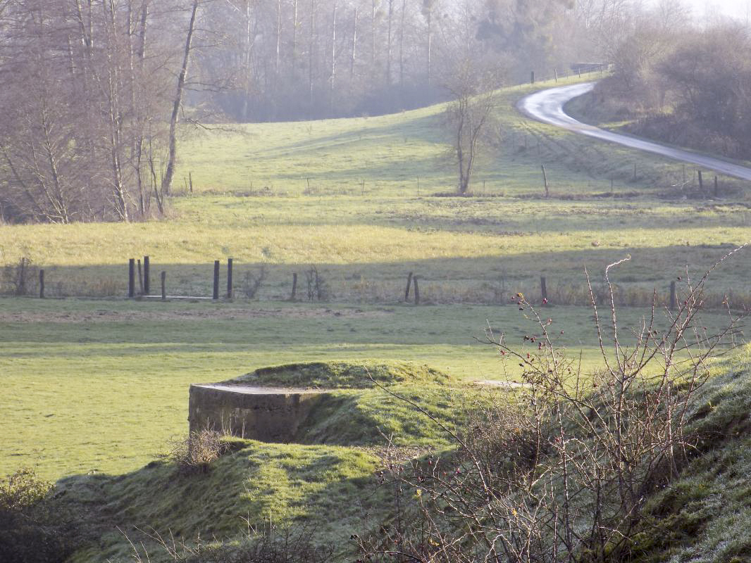 Ligne Maginot - 25A - MORECHAMBRIERE EST - (Blockhaus pour arme infanterie) - Pris du nord ouest