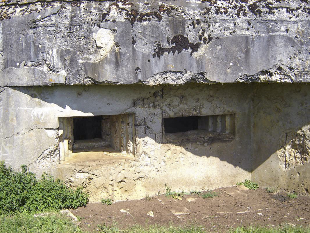 Ligne Maginot - 74 - LES FOURCHES - (Blockhaus lourd type STG / STG-FCR - Double) - 