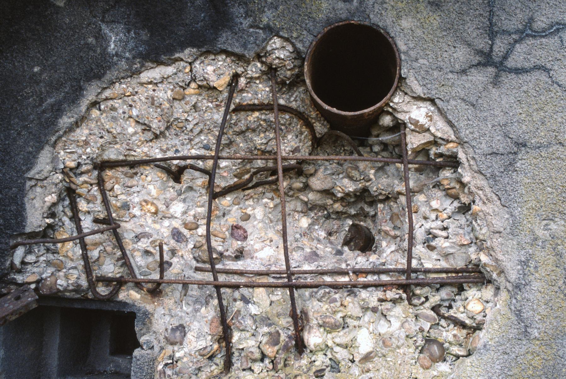 Ligne Maginot - BOVENBERG - BCA2 - (Casemate d'artillerie) - Dégâts