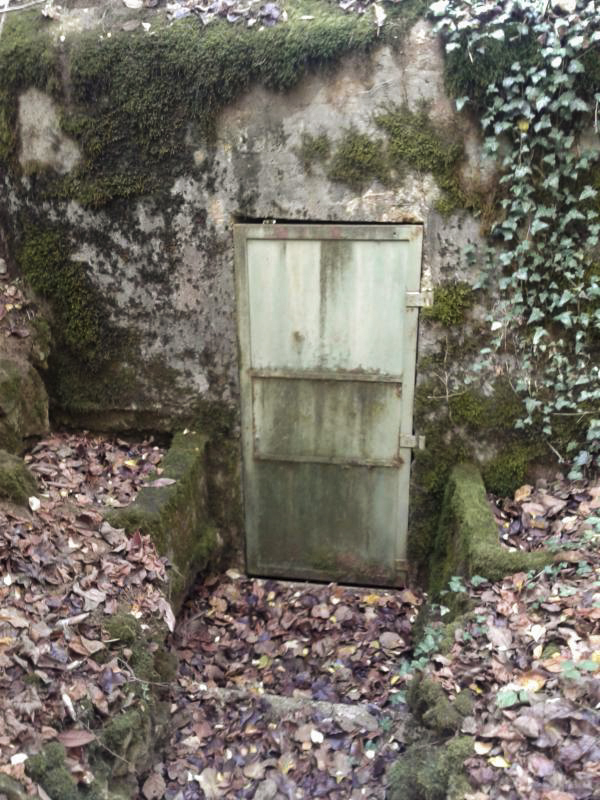 Ligne Maginot - 5B - LES ENTRECOURS - (Blockhaus pour arme infanterie) - Entrée du bloc.