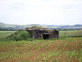 Ligne Maginot - LE BOCHET - (Blockhaus pour canon) - L'entrée AC, pris du nord