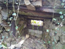 Ligne Maginot - BOIS LE SART - (Abri) - Abri Sud. 
Vue intérieure de la fenêtre/embrasure.