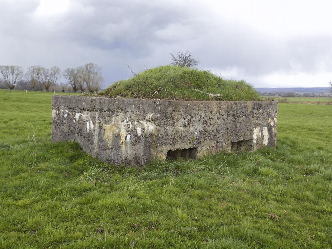 Ligne Maginot - 30 - L'EPINETTE SUD - (Blockhaus pour arme infanterie) - Faces droite et frontale