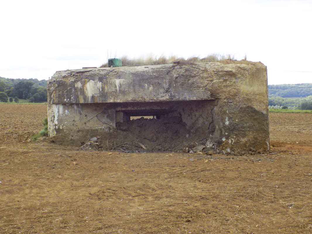 Ligne Maginot - LE BOCHET - (Blockhaus pour canon) - Face frontale