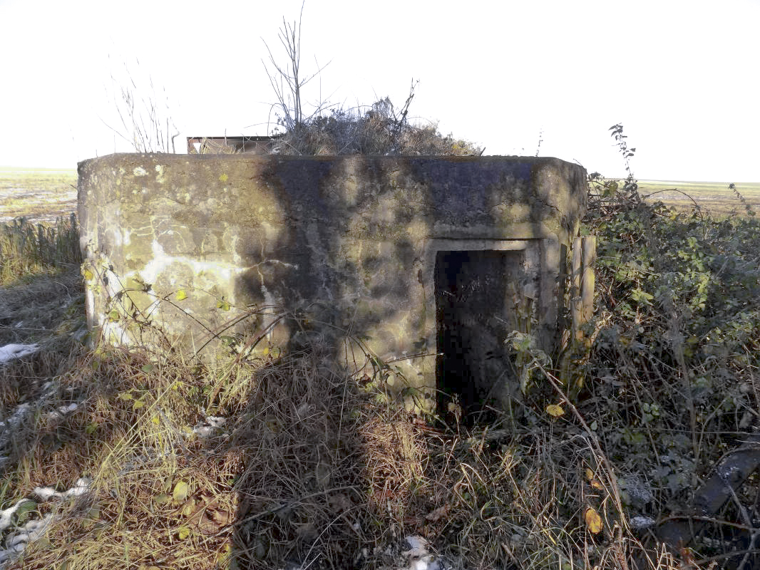 Ligne Maginot - B78TER - LA SERPE OUEST - (Blockhaus pour arme infanterie) - Face gauche, l'entrée hommes