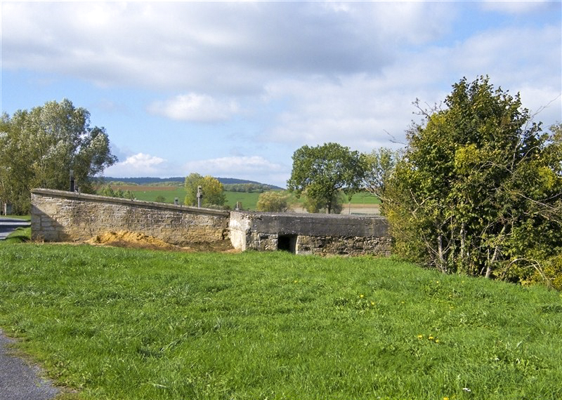 Ligne Maginot - B5 - CIMETIERE DE LA FERTE EST - (Blockhaus pour arme infanterie) - 