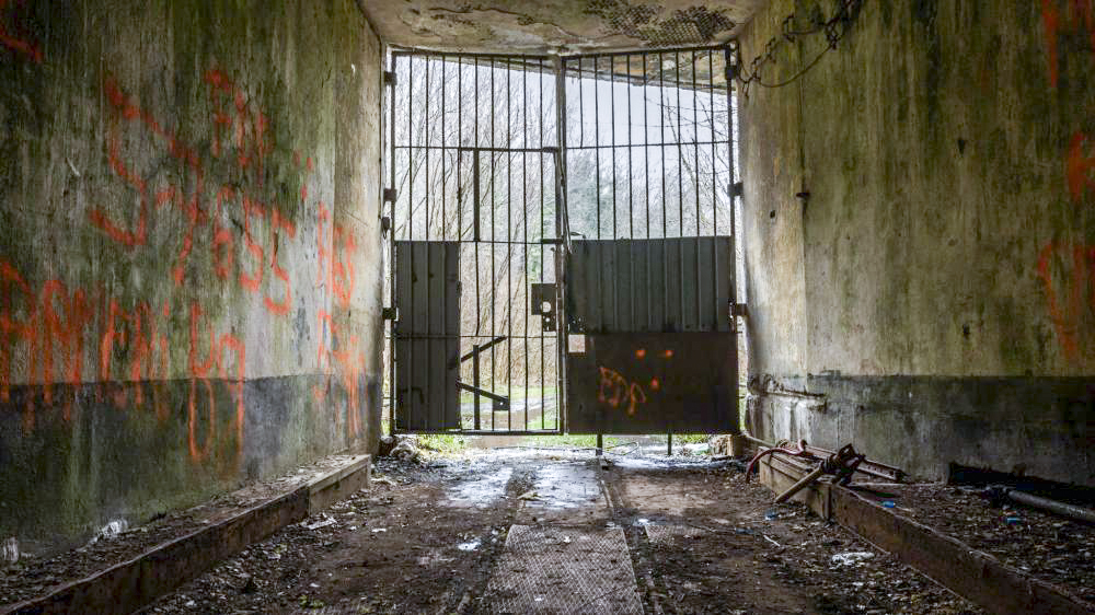 Ligne Maginot - MOLVANGE - A9 - (Ouvrage d'artillerie) - Entrée munitions
Le pont escamotable est visible sur l'avant de la photo