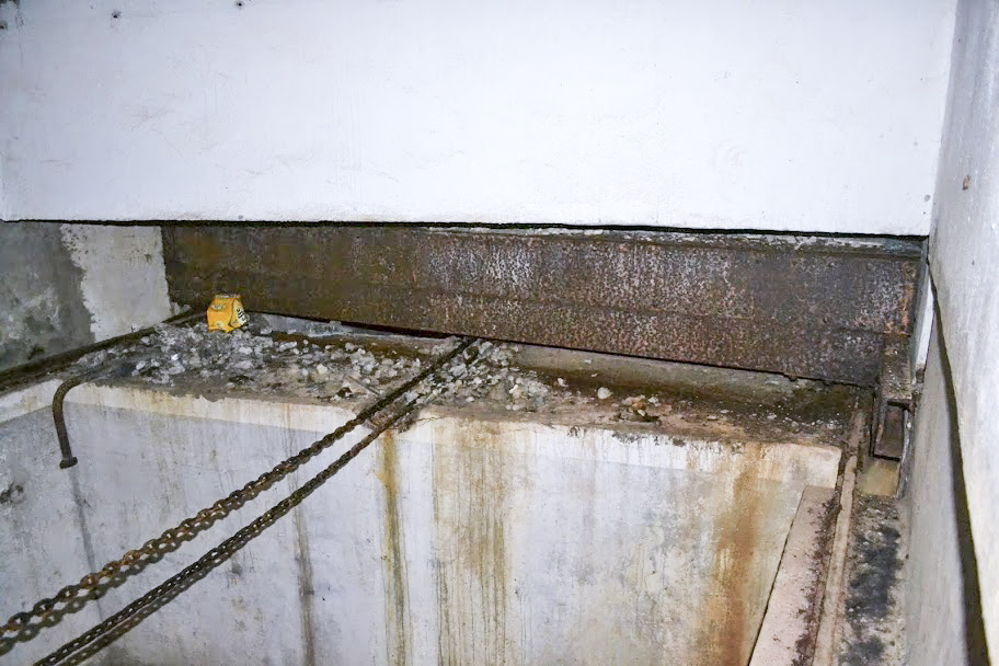 Ligne Maginot - MOLVANGE - A9 - (Ouvrage d'artillerie) - Entrée des munitions
Pont à effacement latéral