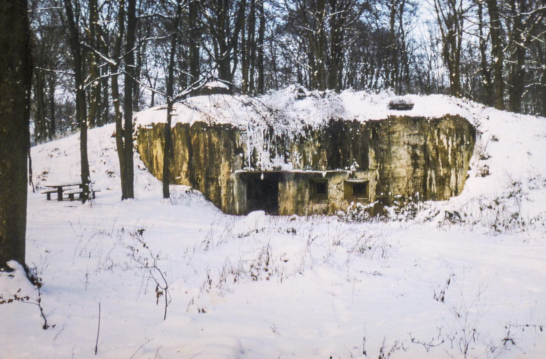 Ligne Maginot - MOLVANGE - A9 - (Ouvrage d'artillerie) - L'entrée des hommes