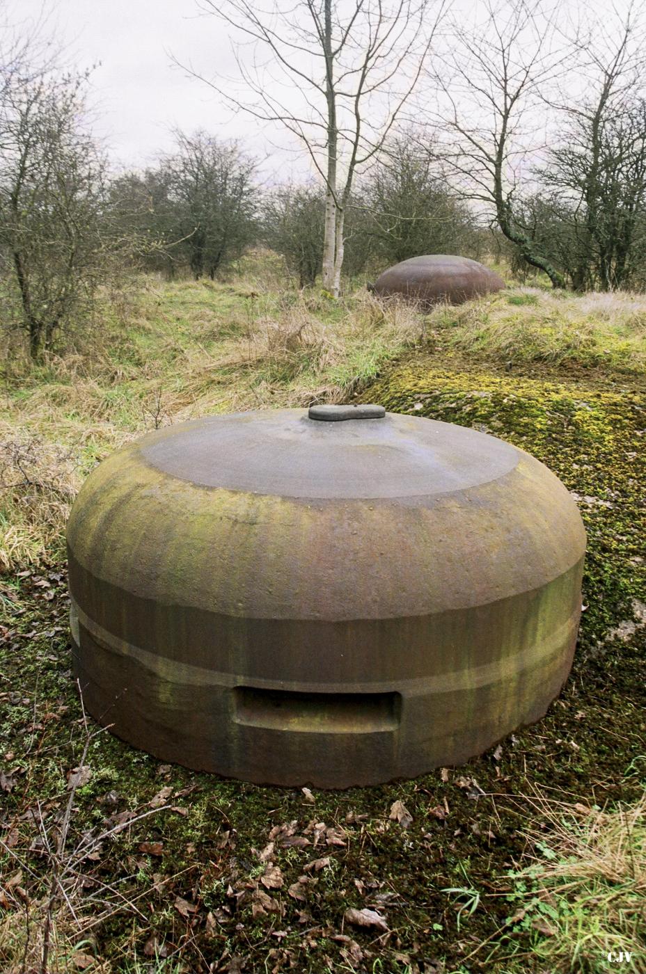 Ligne Maginot - MOLVANGE - A9 - (Ouvrage d'artillerie) - Bloc 1
Cloche VDP et cloche GFM