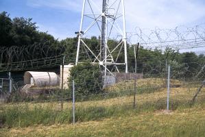 Ligne Maginot - MOLVANGE - A9 - (Ouvrage d'artillerie) - Bloc 7
Antenne de communication de l'Armée sur le bloc. Elle est construite dans les années 80 dans le cadre de l'aménagement de Rochonvillers en PC de Guerre