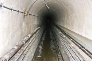 Ligne Maginot - MOLVANGE - A9 - (Ouvrage d'artillerie) - Bloc 7
Le long couloir, étroit qui mène de la galerie principale jusqu'au bloc 7