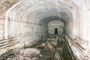 Ligne Maginot - MOLVANGE - A9 - (Ouvrage d'artillerie) - Vue générale du garage des locotracteurs