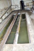 Ligne Maginot - MOLVANGE - A9 - (Ouvrage d'artillerie) - Les fosses d'entretien des locotracteurs sont inondées.
