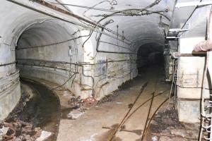 Ligne Maginot - MOLVANGE - A9 - (Ouvrage d'artillerie) - Le croisement des galeries vers les blocs B4 et B5