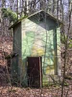 Ligne Maginot - MOLVANGE - A9 - (Ouvrage d'artillerie) - Transformateur près de l'Entrée des Munitions. Noter les restes de camouflage