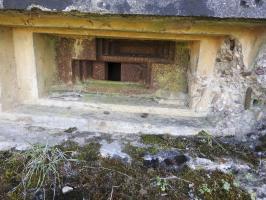 Ligne Maginot - CB160 - INGLANGE NORD - (Blockhaus pour canon) - L'embrasure avec la trémie Pamart-Lemaigre.