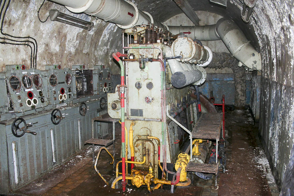 Ligne Maginot - MOLVANGE - A9 - (Ouvrage d'artillerie) - Usine électrique
Groupe électrogène à moteur SGCM
2008