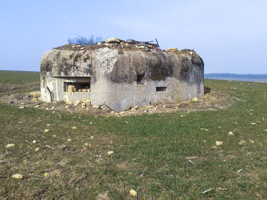 Ligne Maginot - MB19 - (Blockhaus pour arme infanterie) - Vu de plus près